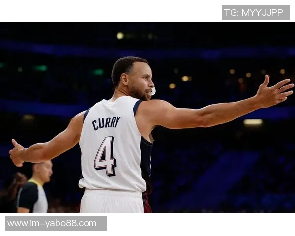 库里半场状态低迷投篮命中率不足三成三分球表现不佳